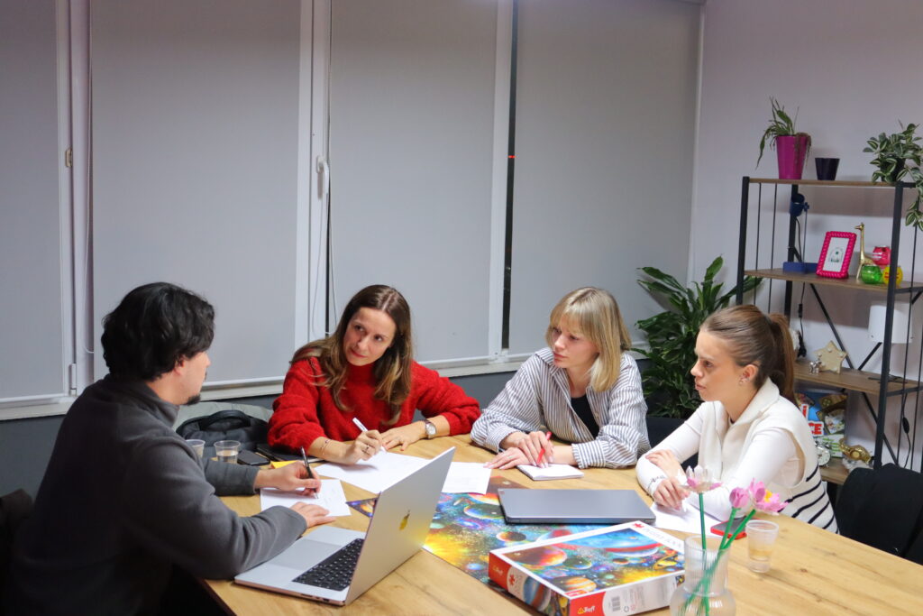 Zbulo pse certifikimi në Project Management mundet me ta rrit avantazhin në tregun e punës dhe me ta përshpejtu karrierën.
