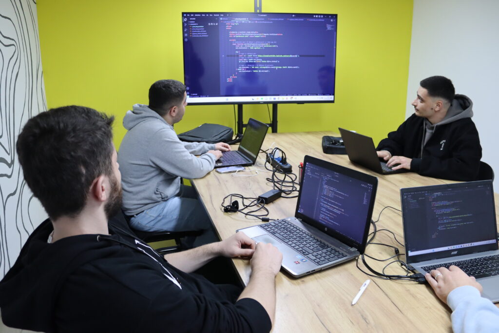 A ja vlen me u bo programer ne epoken e ChatGPT dhe inteligjences artificiale